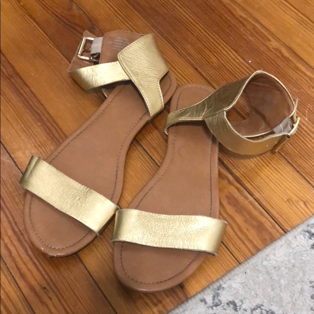 Arturo Chiang Gold Sandals 8.5